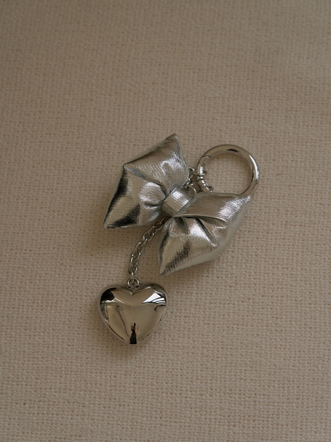  Heart ribbon keyring