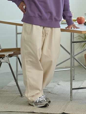 투 턱 와이드 데님 팬츠 에크루