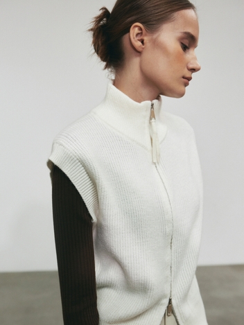 NICOLE KNIT ZIP UP VEST_IVORY