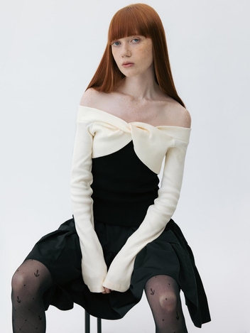 CO OFF SHOULDER COLOR MIX JERSEY TOP_BLACK