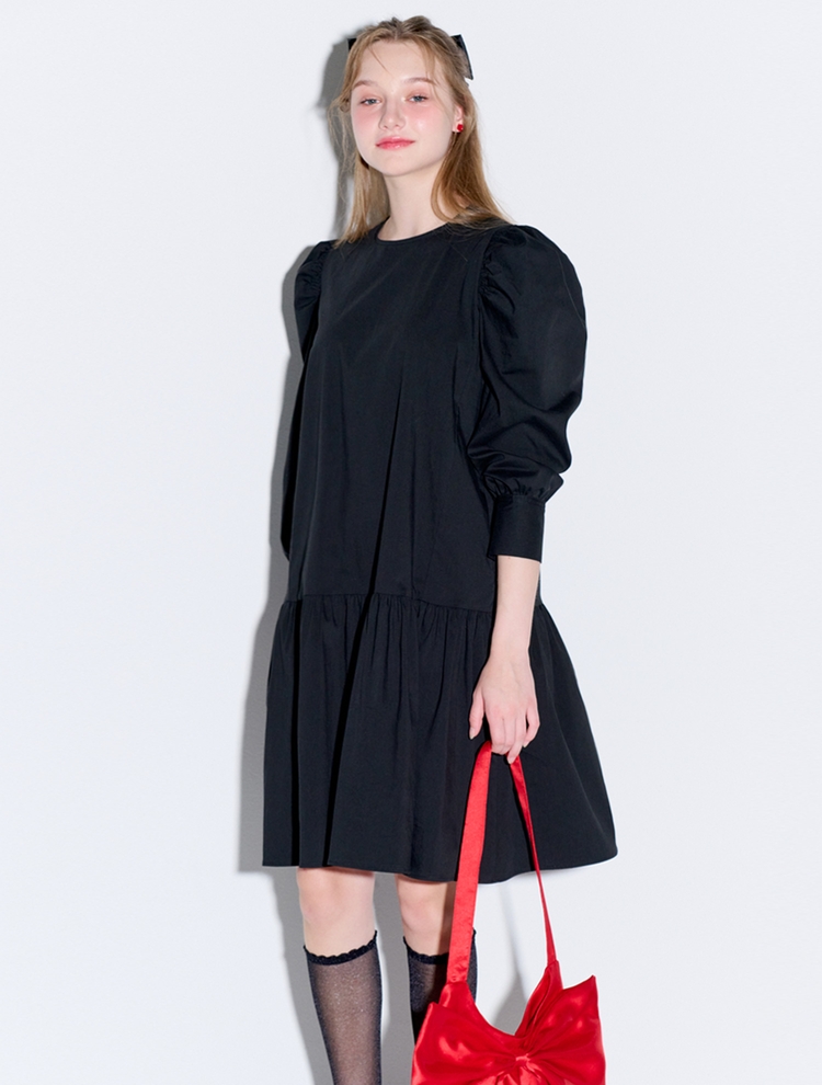 Back ribbon long sleeve shirring mini dress_Black