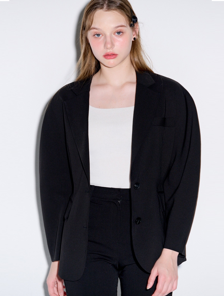 Volume sleeve tailored jacket_Black