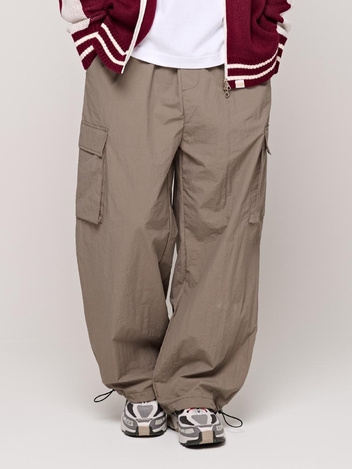 CB NYLON WIDE CARGO PANTS (BEIGE)