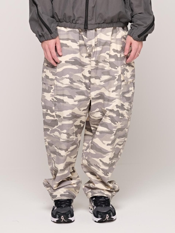 CB CAMO CARGO PANTS (BEIGE)