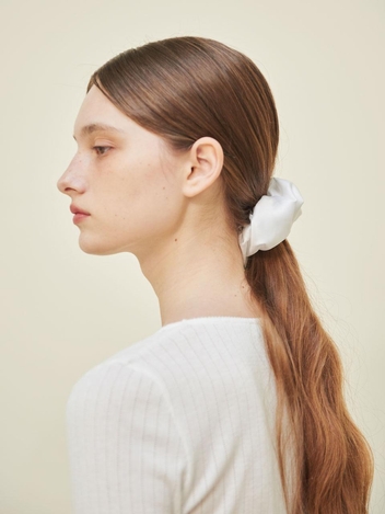 Hair Scrunch Silk (White)