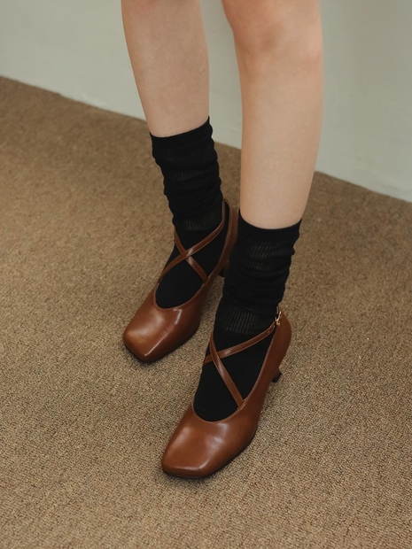 ctm3070 x-strap square pumps _ 2colors