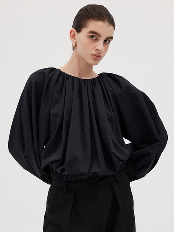 Volume Banding Blouse In Black