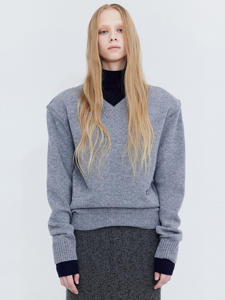 Classic V-neck Knit_Grey