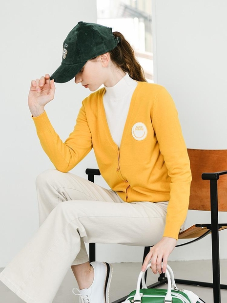 SMILE V-NECK CARDIGAN 몽버디 스마일 브이넥 가디건_YELLOW