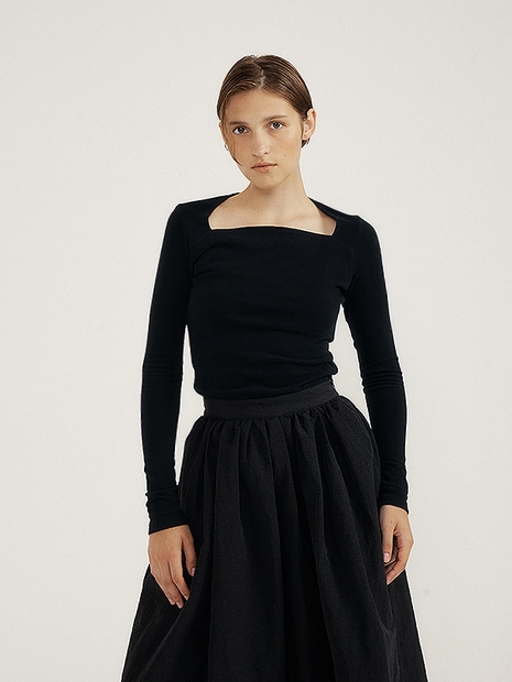Round Boatneck Sleeve (black)