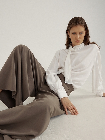 Scarf silky Blouse (ivory)