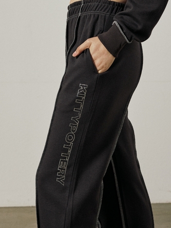 KT OVER LOCK JOGGER PANTS [CHARCOAL]