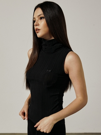 HIGH NECK SLEEVELESS [BLACK]