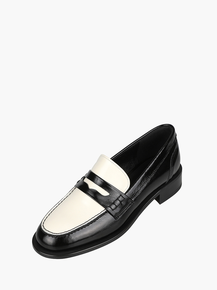 Margaret Loafer - Cream+Black