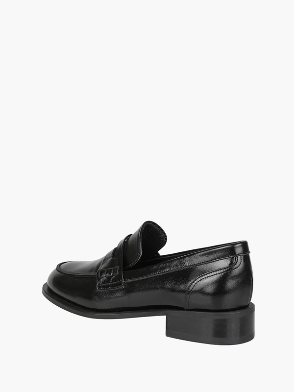 Margaret Loafer - Black