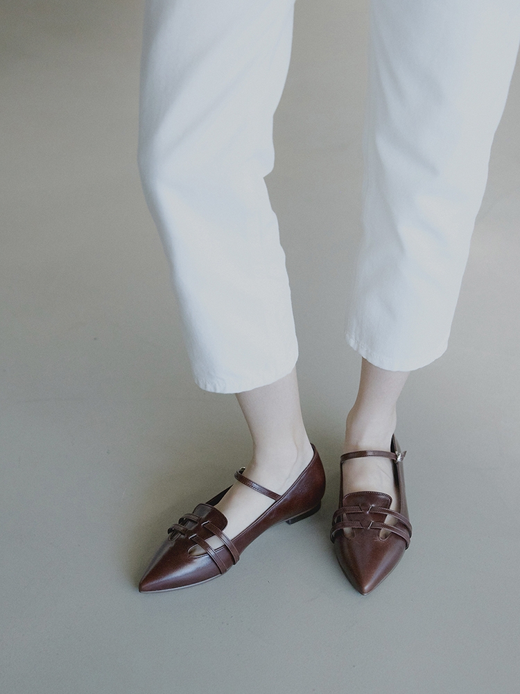 Patent Leather Flat Shoes (Brown)