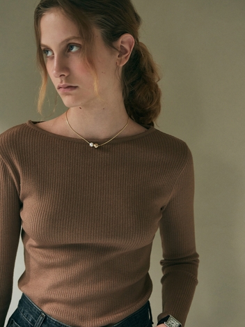 BOAT NECK RIBBED TSHIRT_BROWN