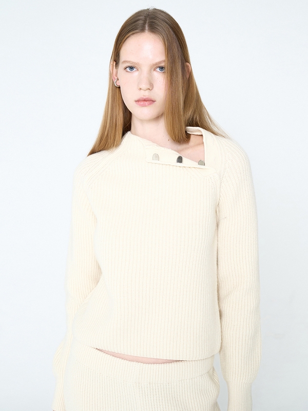 FEMME CASHMERE DIAGONAL OPEN NECK KNIT OFF WHITE