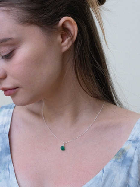 Green onyx necklace