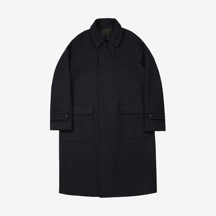 Bonheur Wool Balmacaan Coat (Navy)