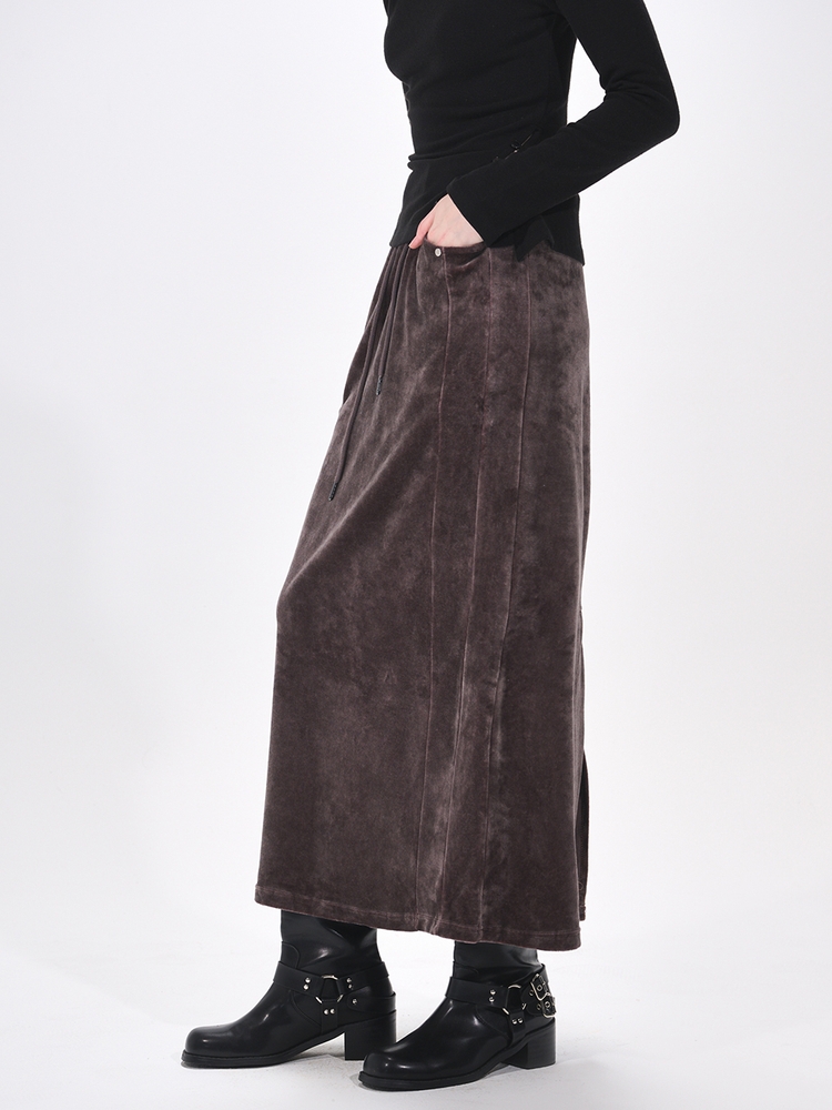 Velvet Banding Logo Skirt, Wine Brown