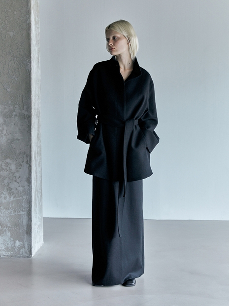 Zaha stand collar belted wool coat _ Black