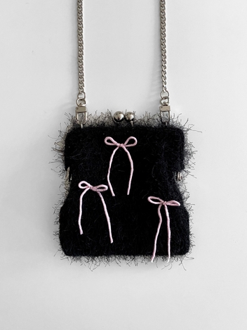 Etang Ribbon Fluffy Bag | Black