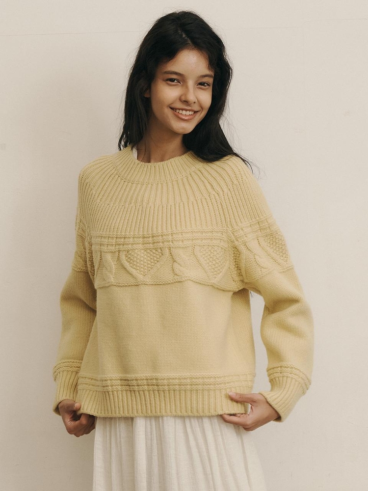 AR_Cable round neck sweater_LIGHT GREEN