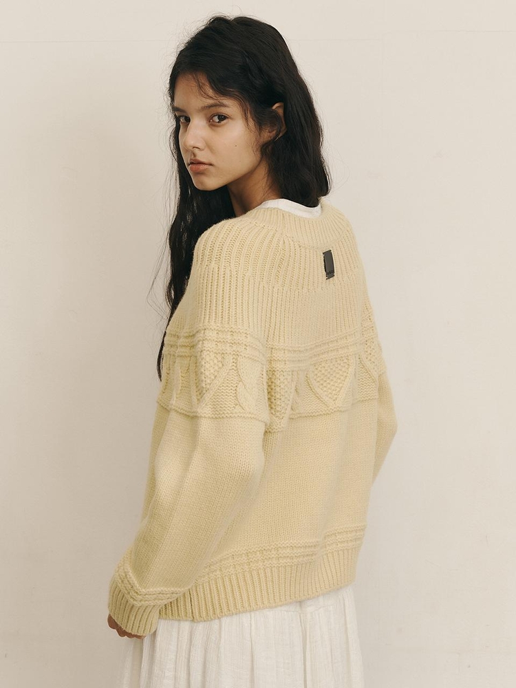 AR_Cable round neck sweater_LIGHT GREEN