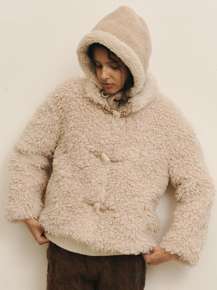 AR_Horn buckle imitation fur jacket