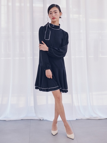 Neck Ribbon Trim Flare One-piece_black