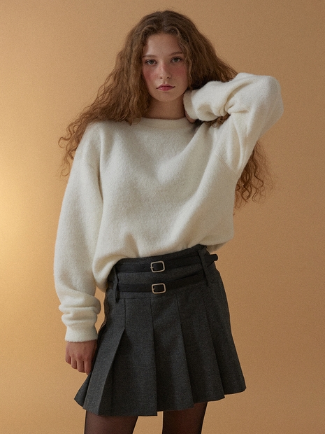 Soft wool knit mtm / White