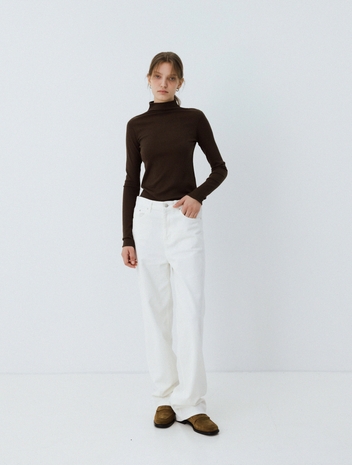 ribbed half turtle-neck (brown)