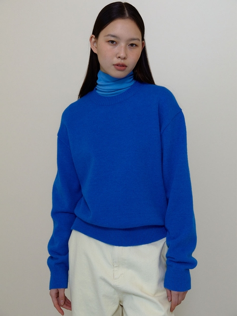 Classic Crewneck knit (Ocean Blue)