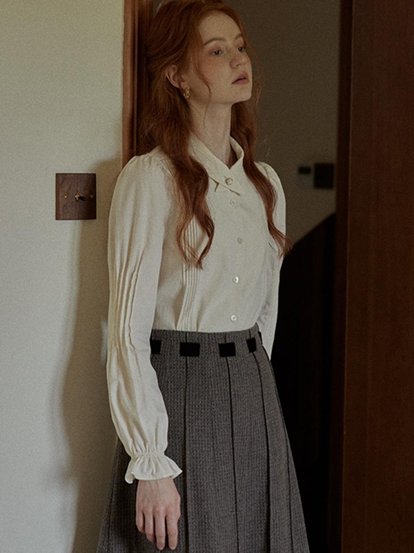 PM_Apricot pleated puff sleeve shirt