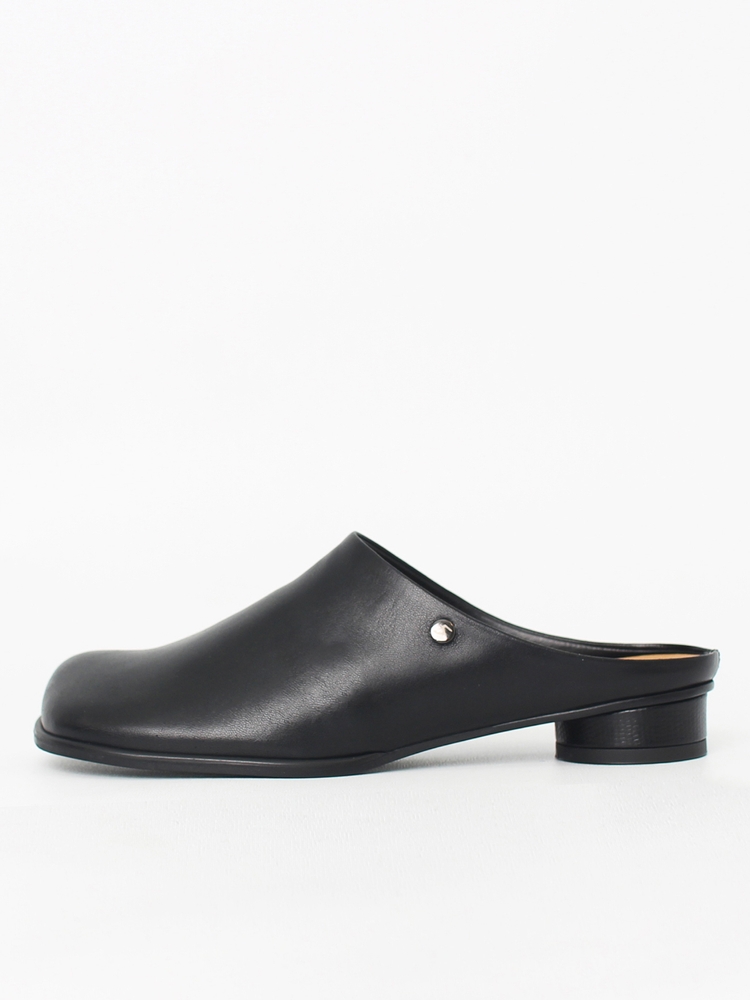 Kkulao square low mules_black