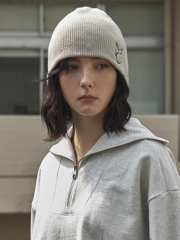 MO logo knit beanie-beige