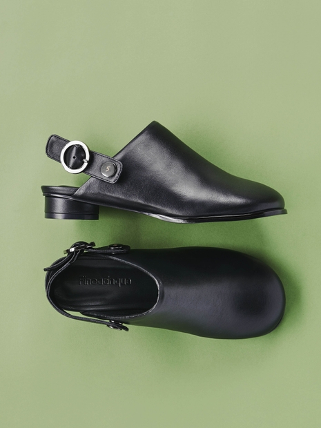 Kkulao strap clog_black