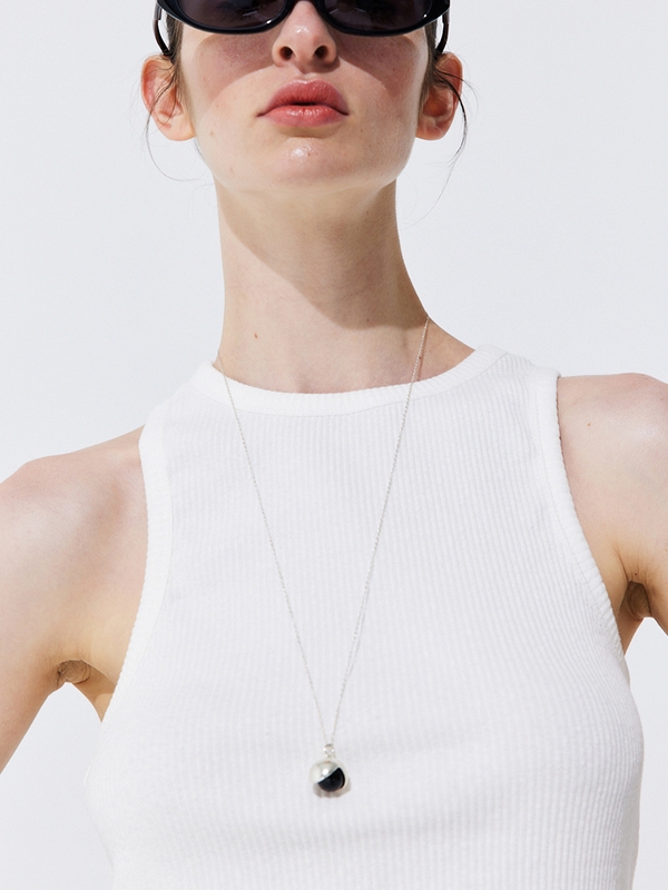 Back Cut-out Sleeveless_Ivory