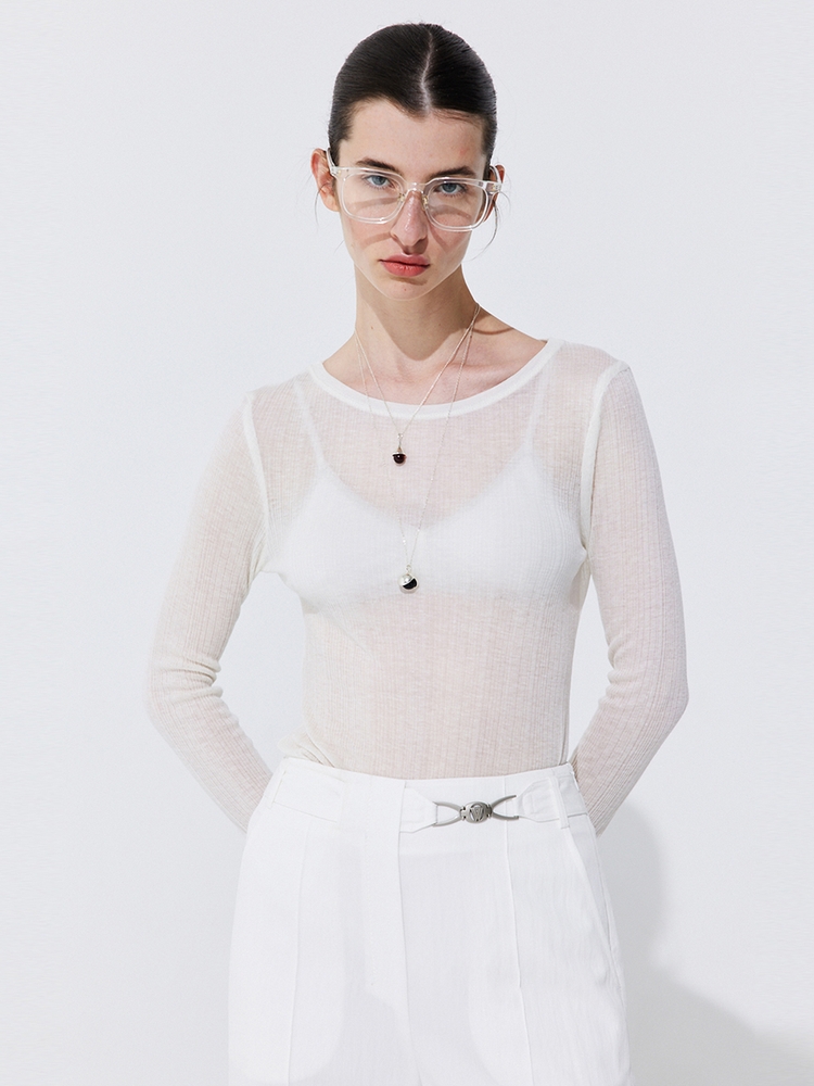 Sheer Neckline T-shirt_Ivory