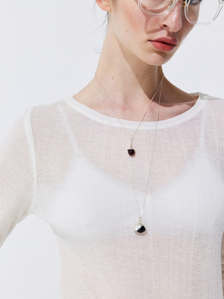 Sheer Neckline T-shirt_Ivory