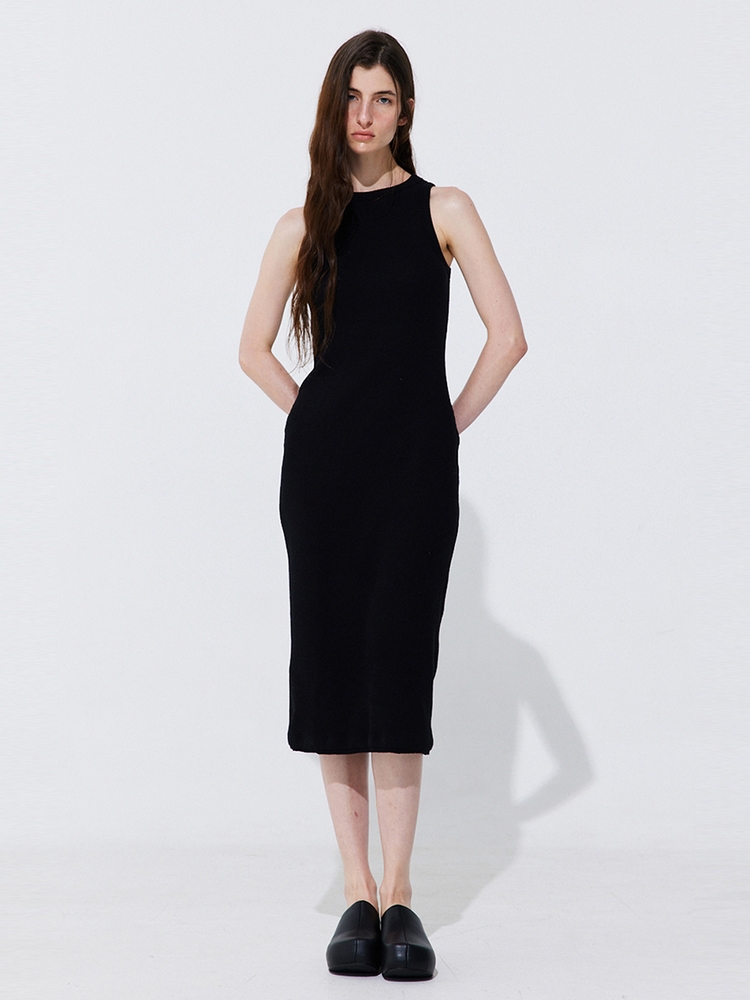 Back Cut-out Sleeveless Dress_Black