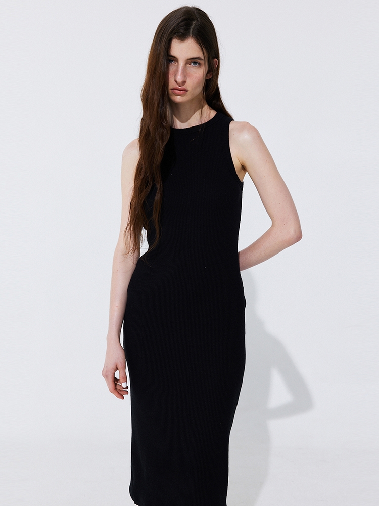 Back Cut-out Sleeveless Dress_Black