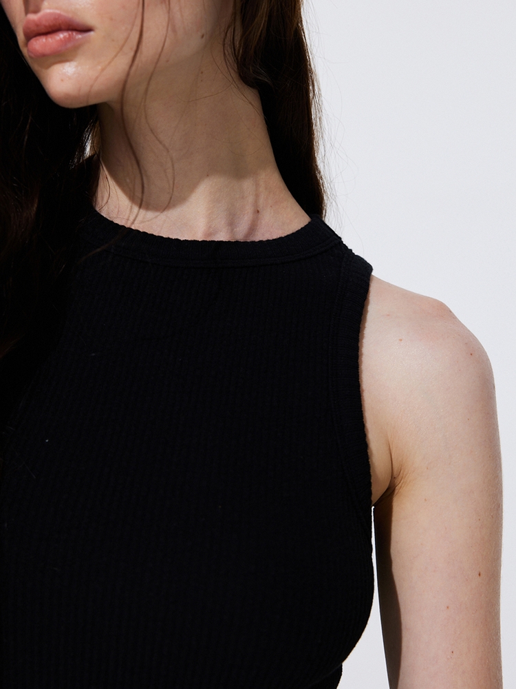 Back Cut-out Sleeveless Dress_Black