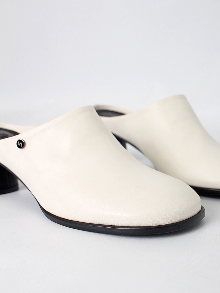 Kkulao round middle mules_ivory