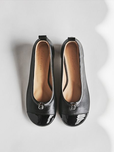 Ngela round toe stopper low pumps_black combi