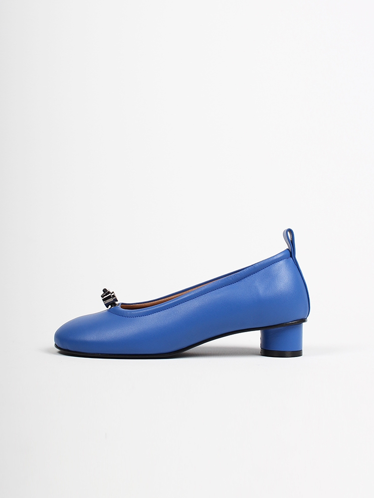 Ngela round toe stopper low pumps_blue