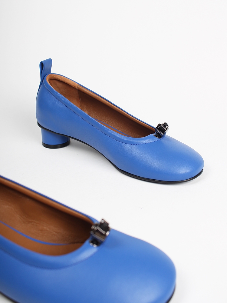 Ngela round toe stopper low pumps_blue