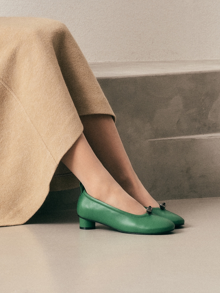 Ngela round toe stopper low pumps_green