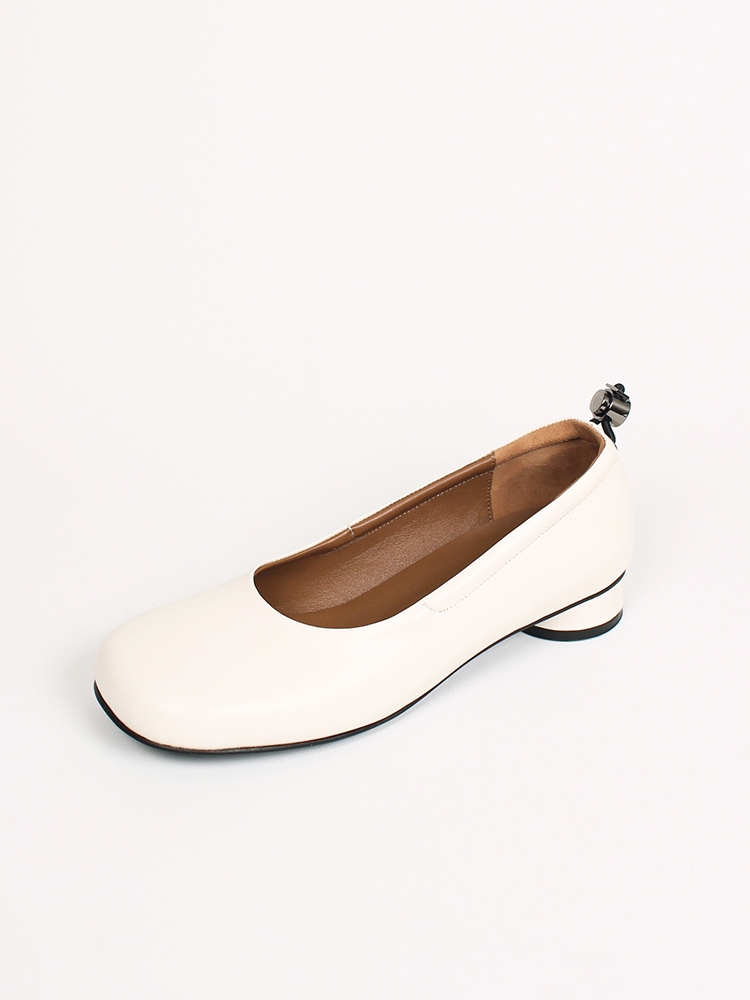 Uhjeo square toe stopper flatshoes_ivory